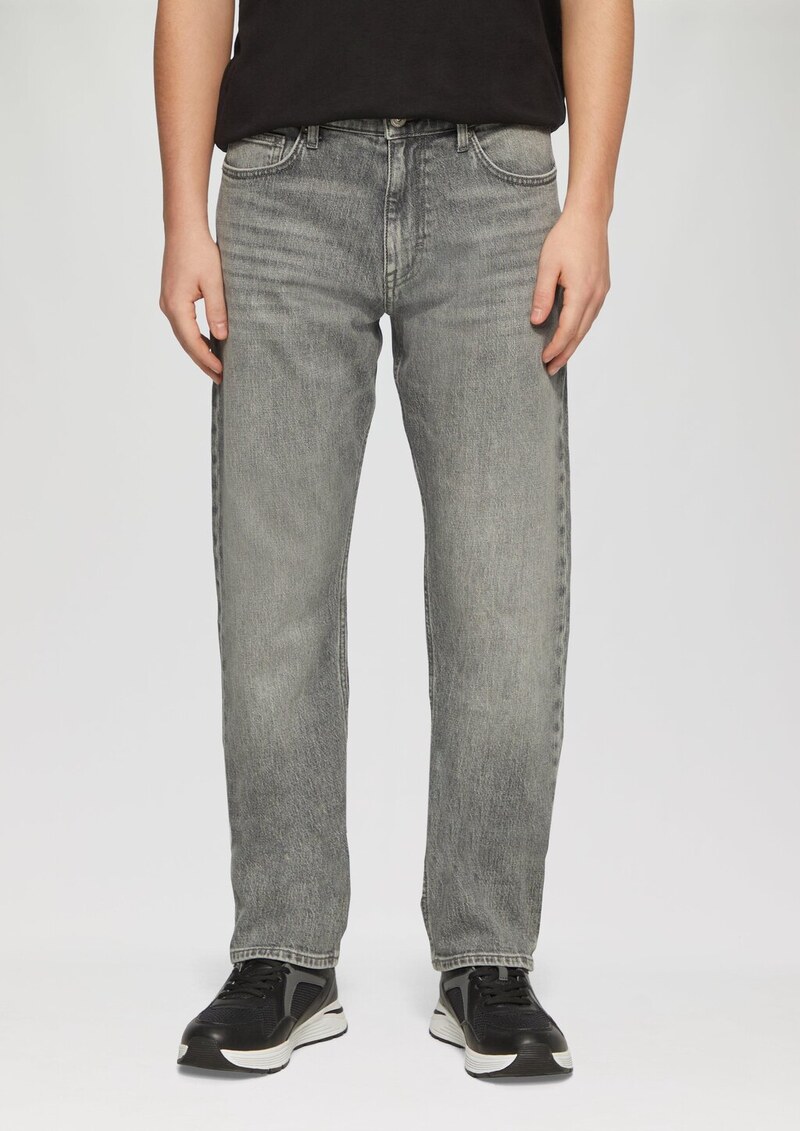 Jeans Pete / Regular Fit / Mid Rise / Straight Leg