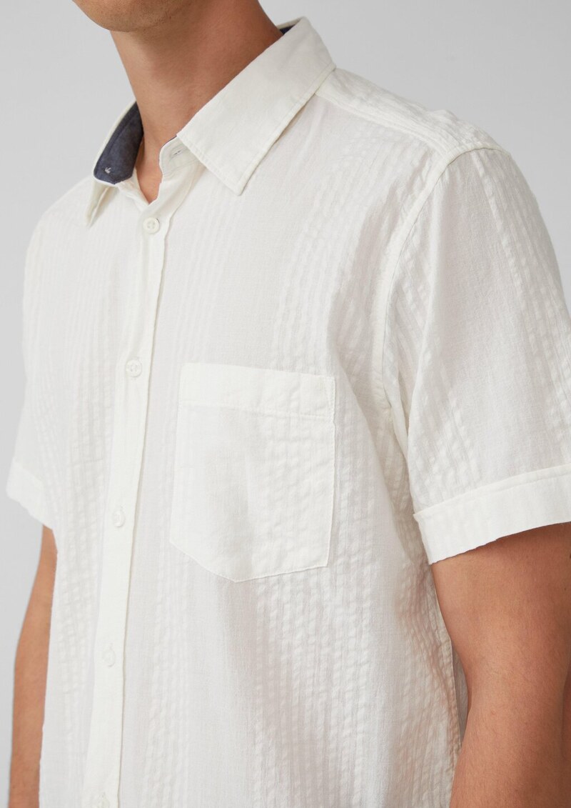Regular Fit: Strukturiertes Kurzarmhemd mit Kentkragen