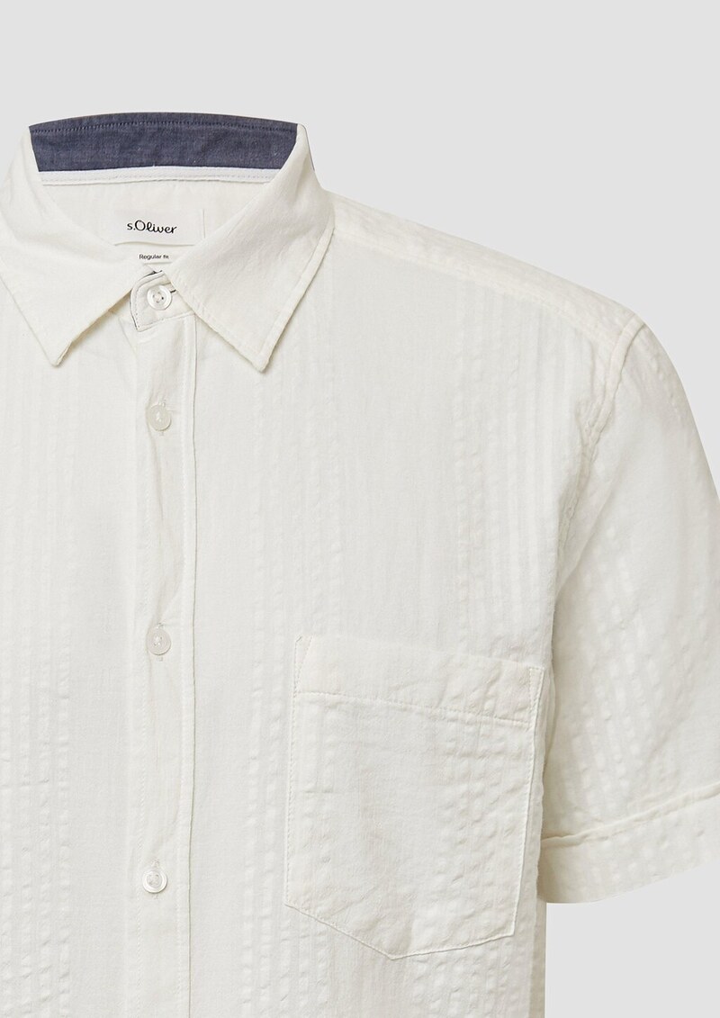 Regular Fit: Strukturiertes Kurzarmhemd mit Kentkragen