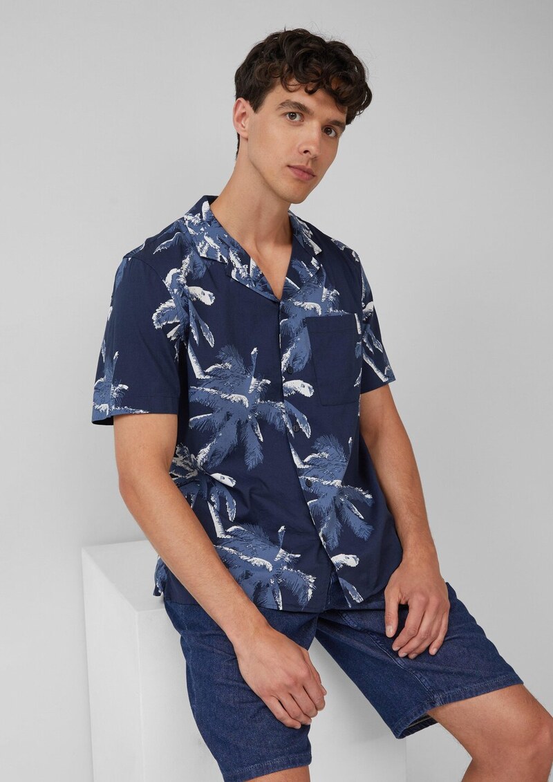 Resort Fit: Kurzarmhemd aus Viskosemix