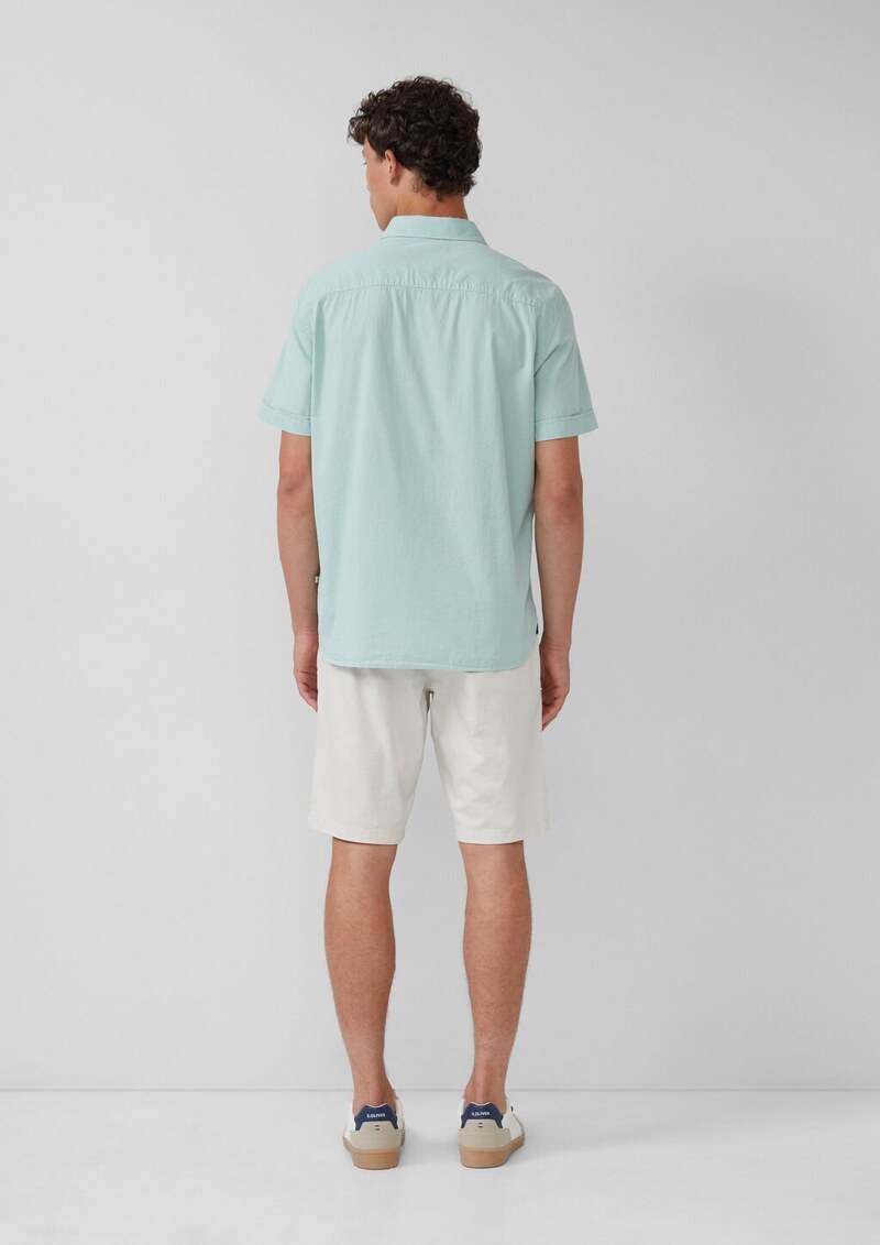 Regular Fit: Kurzarmhemd mit Strukturstreifen und Kentkragen