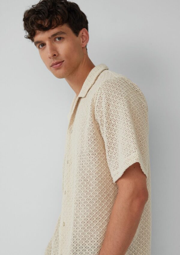 Resort Fit: Häkel-Kurzarmhemd aus Baumwolle