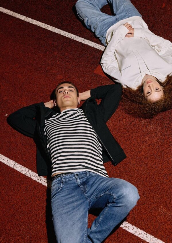 Gestreiftes T-Shirt aus Sweat-Material