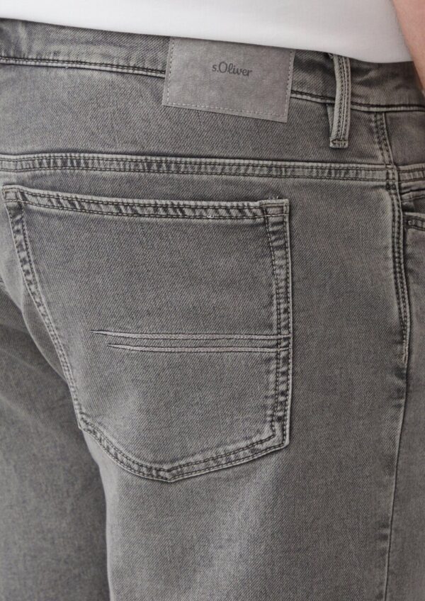 Jeans-Bermuda / Regular Fit / Mid Rise / Straight Leg