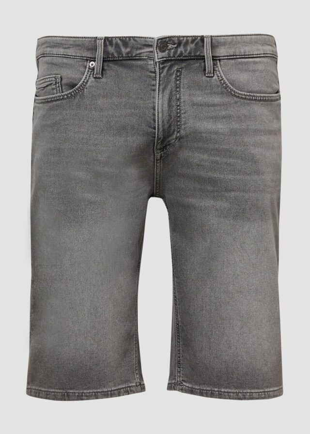 Jeans-Bermuda / Regular Fit / Mid Rise / Straight Leg