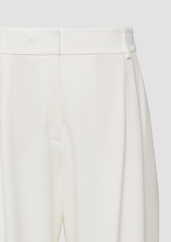 Hose mit Extra Wide Leg und Crêpe-Struktur