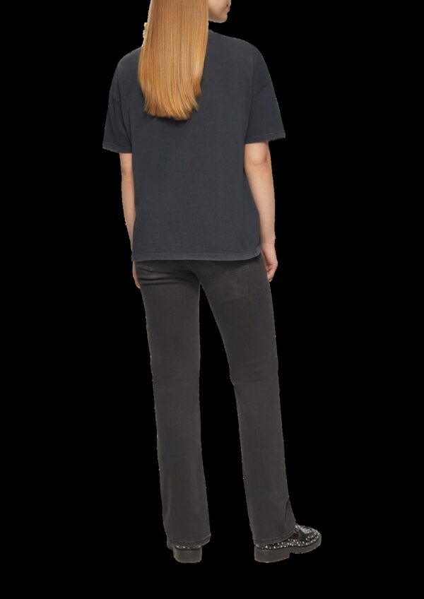 T-Shirt in gewaschener Optik mit Schmucksteinen