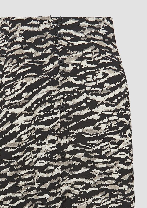 Midirock mit Knopfleiste und Schlitz