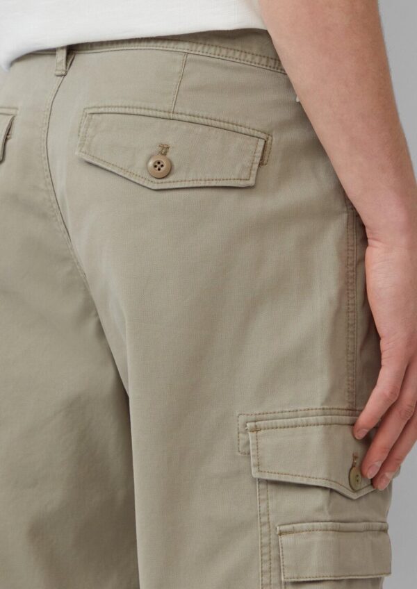 File: Strukturierte Cargo-Bermuda Relaxed Fit