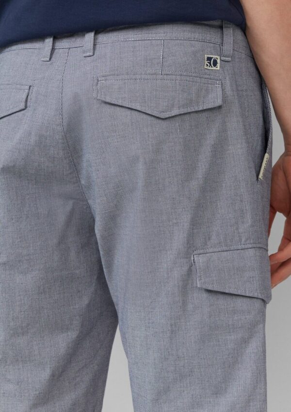 Cargo-Bermuda mit Straight Leg und Label-Details