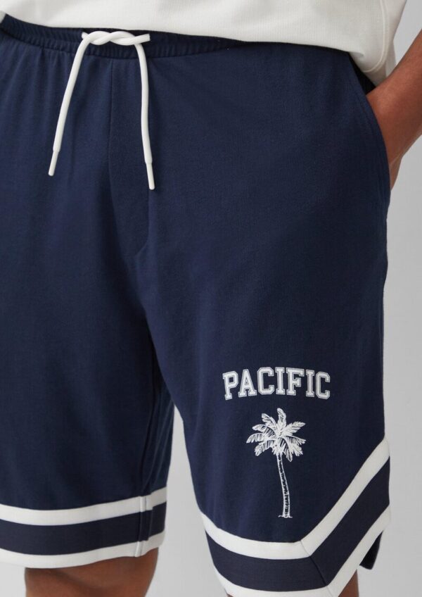 Detroit: Performance Shorts im Relaxed Fit