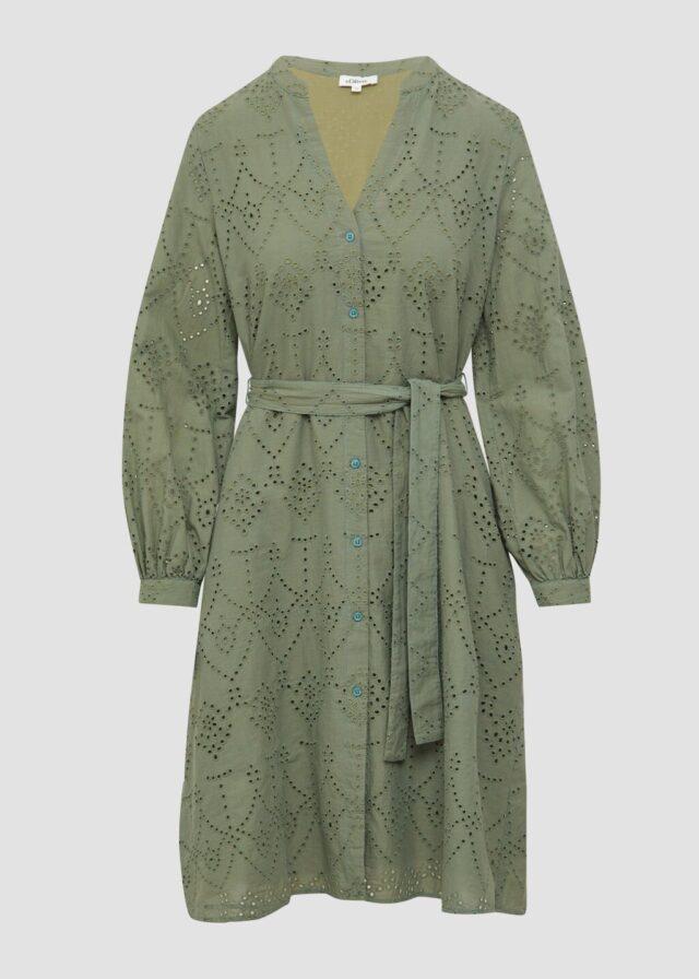 Kleid in A-Shape mit Lochstickerei und Eingrifftaschen