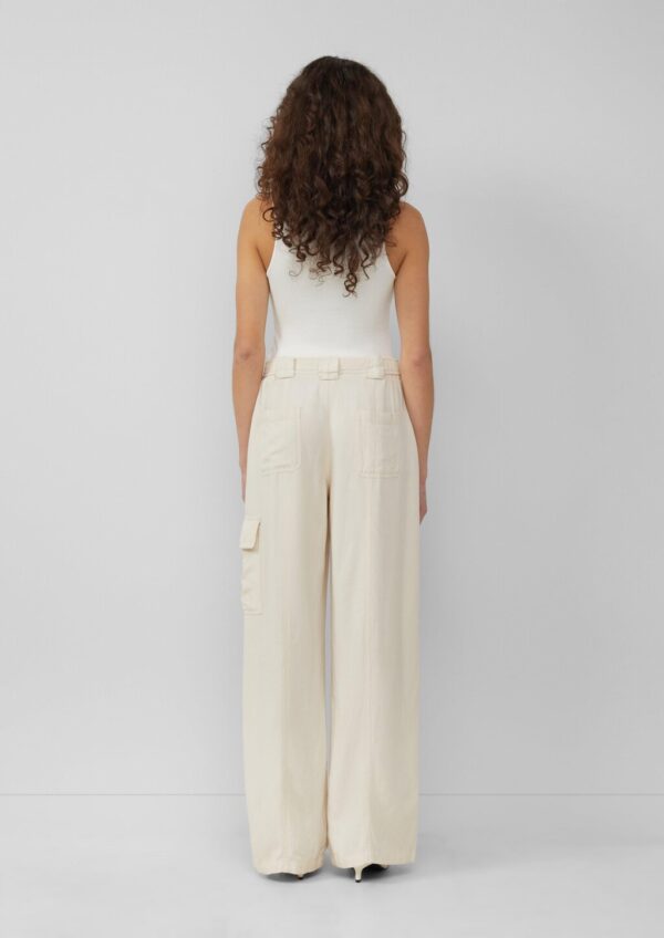 Cargo-Hose aus Leinenmix | QS x Sarah & Tini