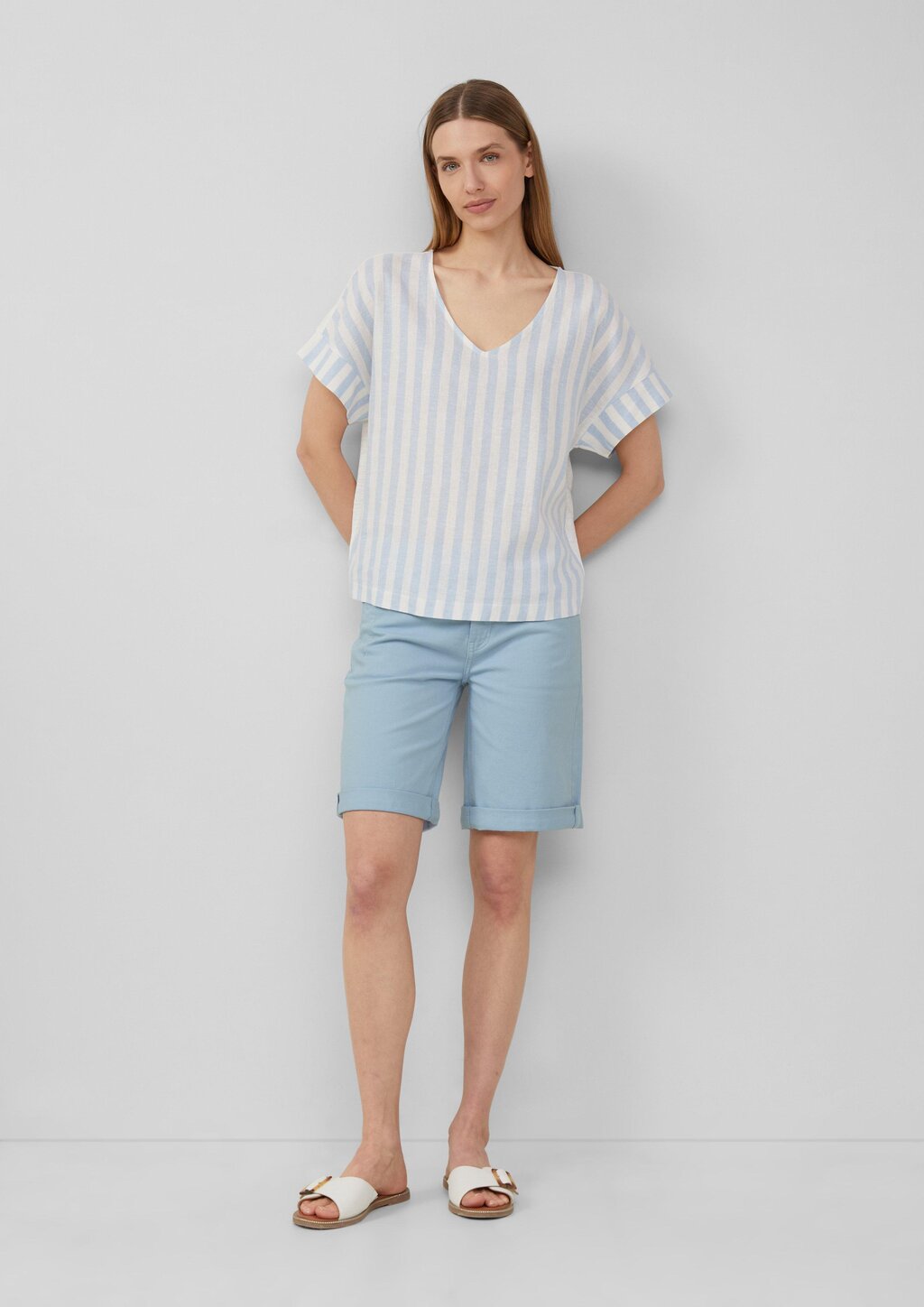 T-Shirt im Fabricmix mit Leinenanteil