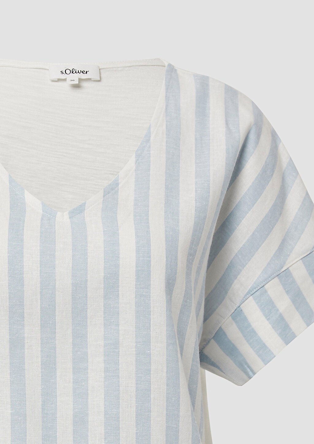 T-Shirt im Fabricmix mit Leinenanteil