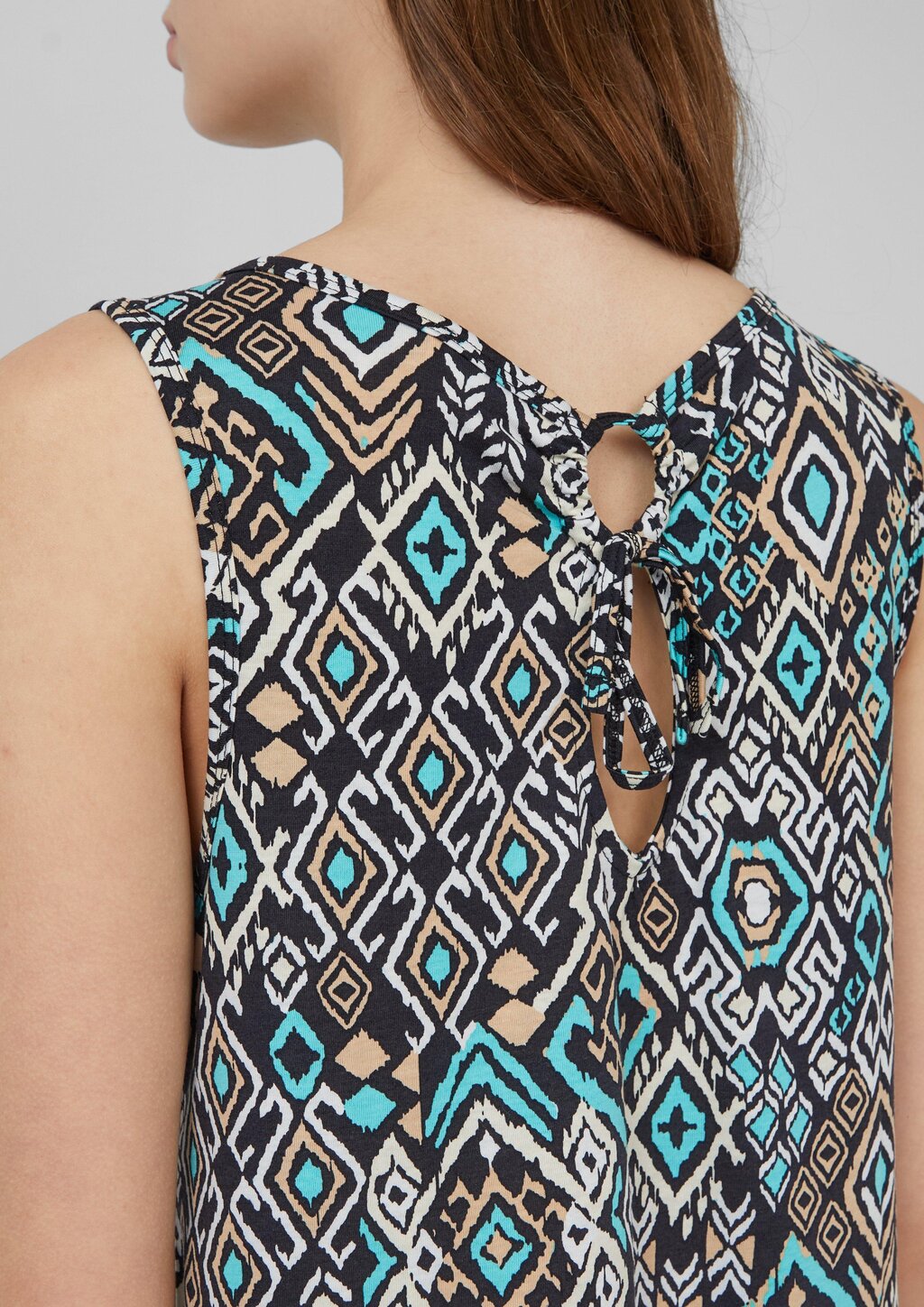 Kurzes Jersey-Kleid mit Schleifendetail am Rücken