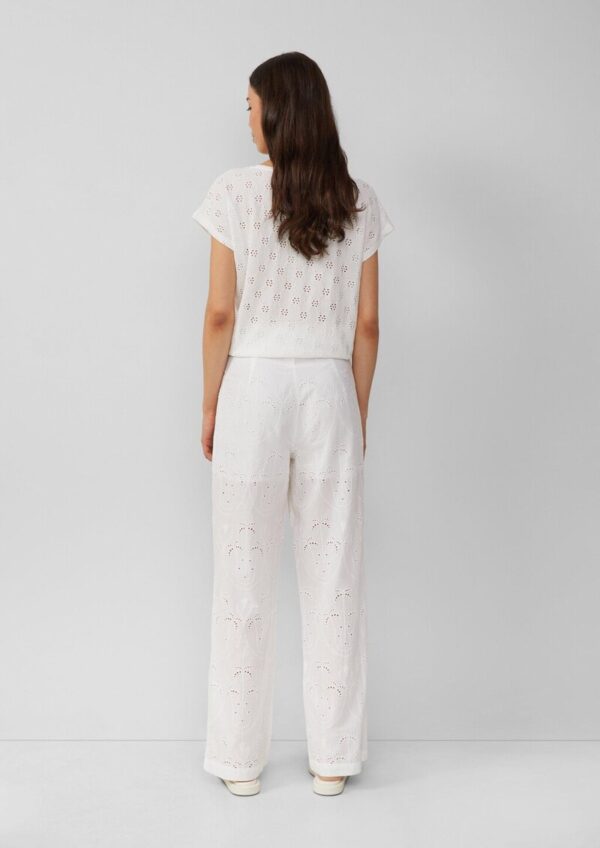 Hose mit Lochstickerei | QS x Sarah & Tini