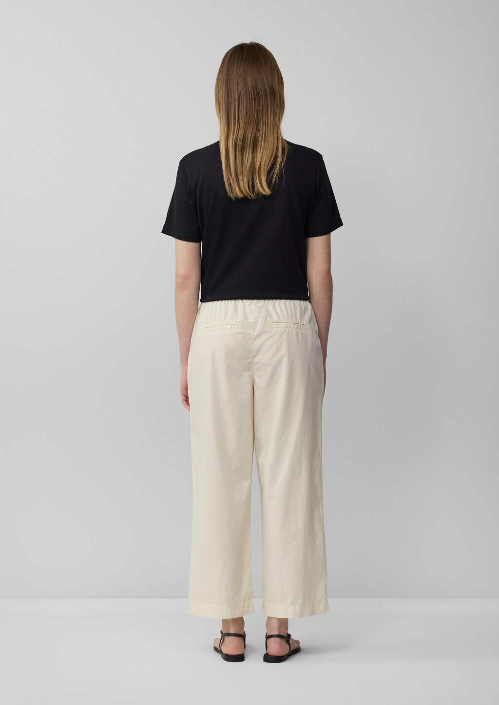 Jersey-T-Shirt mit Frontprint und Schmuckperlen