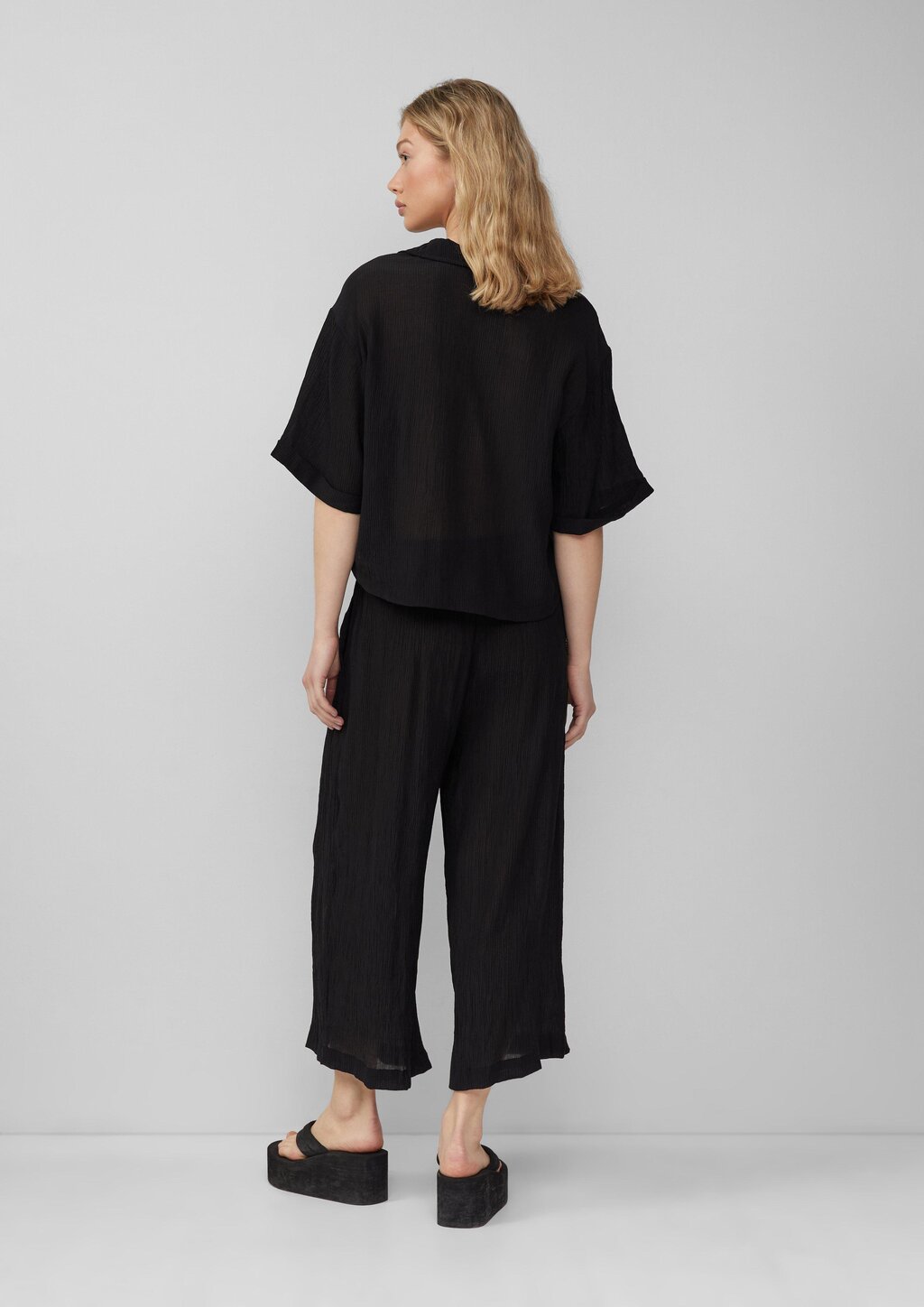 Strukturierte Bluse aus Viskosemix