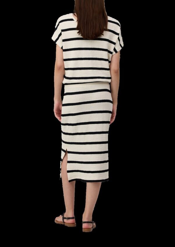 Midirock aus Strickjersey mit Streifenmuster