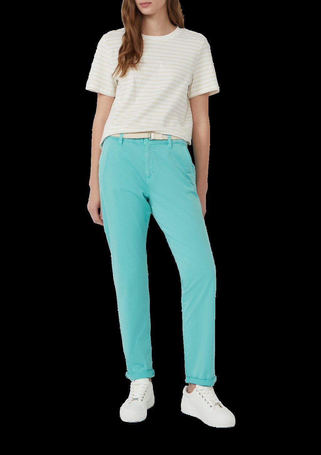 Chino mit geflochtenem Gürtel und Garment Dye