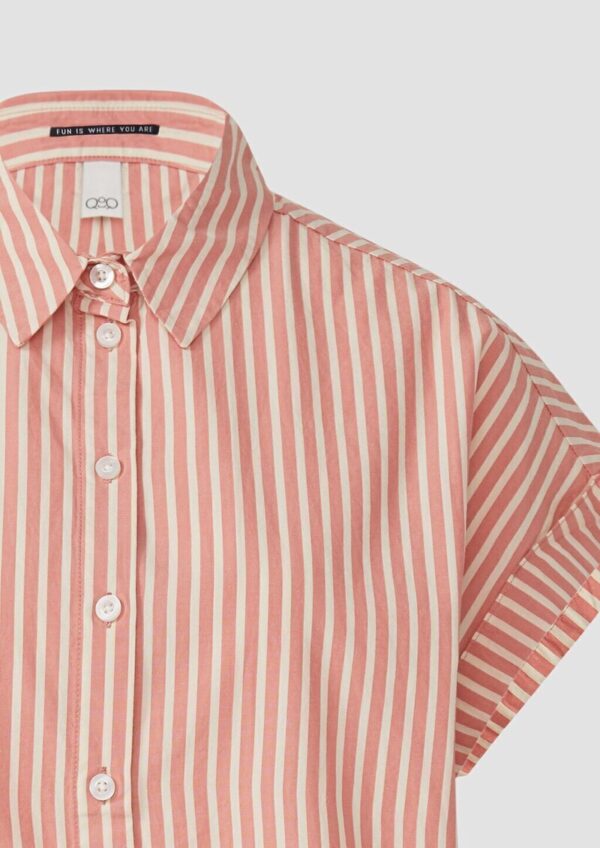 Streifenbluse mit überschnittenen Schultern