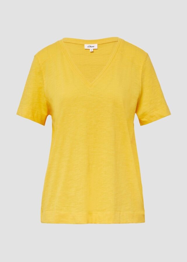 T-Shirt aus Flammgarn mit V-Ausschnitt