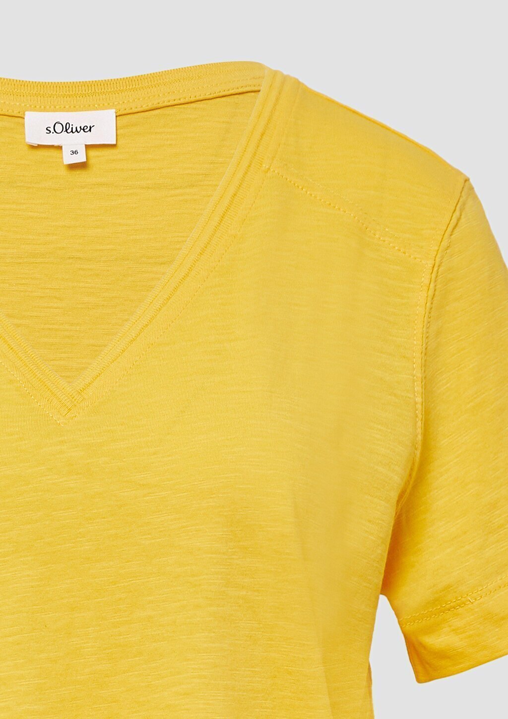 T-Shirt aus Flammgarn mit V-Ausschnitt