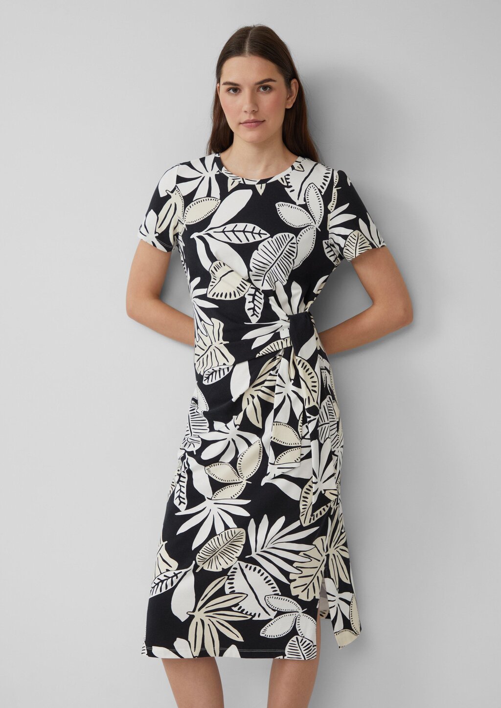 Jersey-Kleid mit Knotendetail