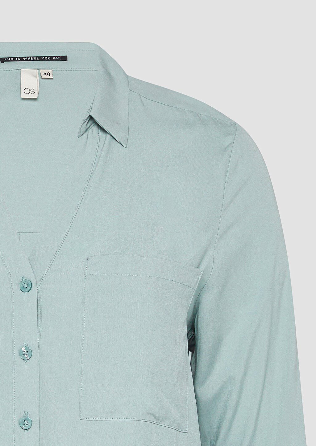 Viskosebluse mit Turn-up und aufgesetzten Taschen