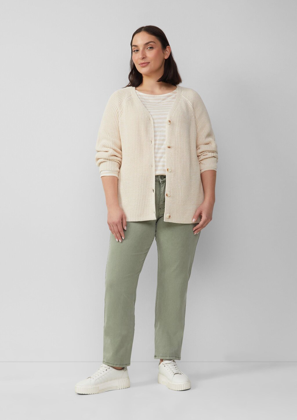 Gewaschene Hose im Slim Fit aus Baumwollsatin