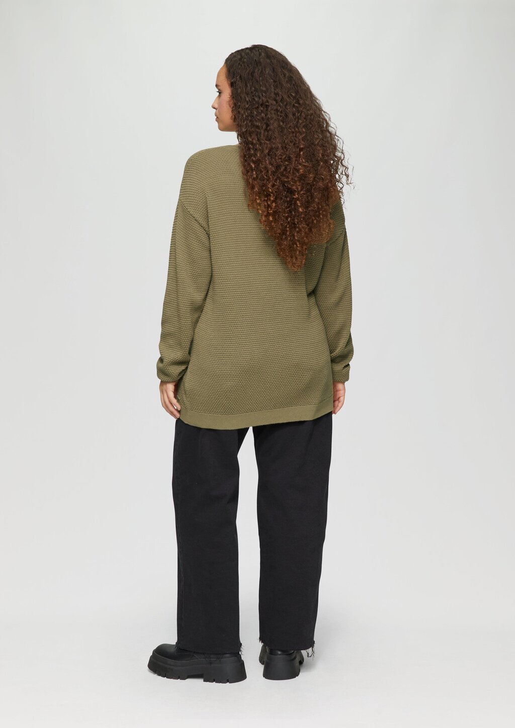 Pullover mit Strukturmuster und V-Ausschnitt