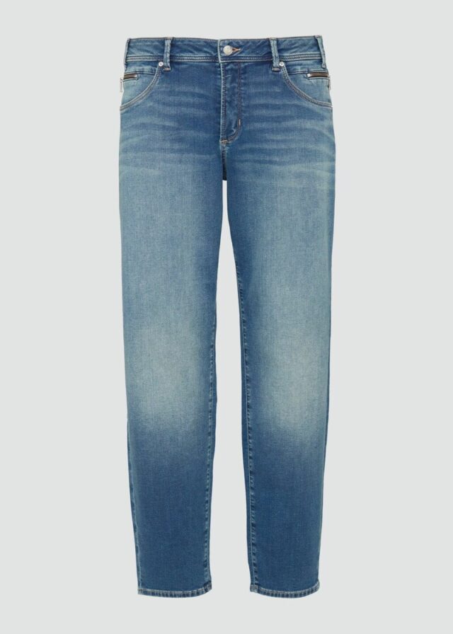 Jeans / Curvy Fit / Mid Rise / Slim Tapered Leg
