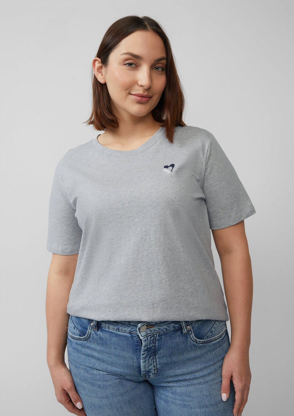 T-Shirt mit Herz-Stickerei