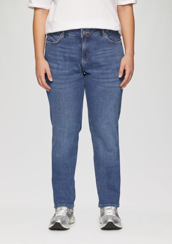 Jeans / Slim Fit / Mid Rise / Slim Leg