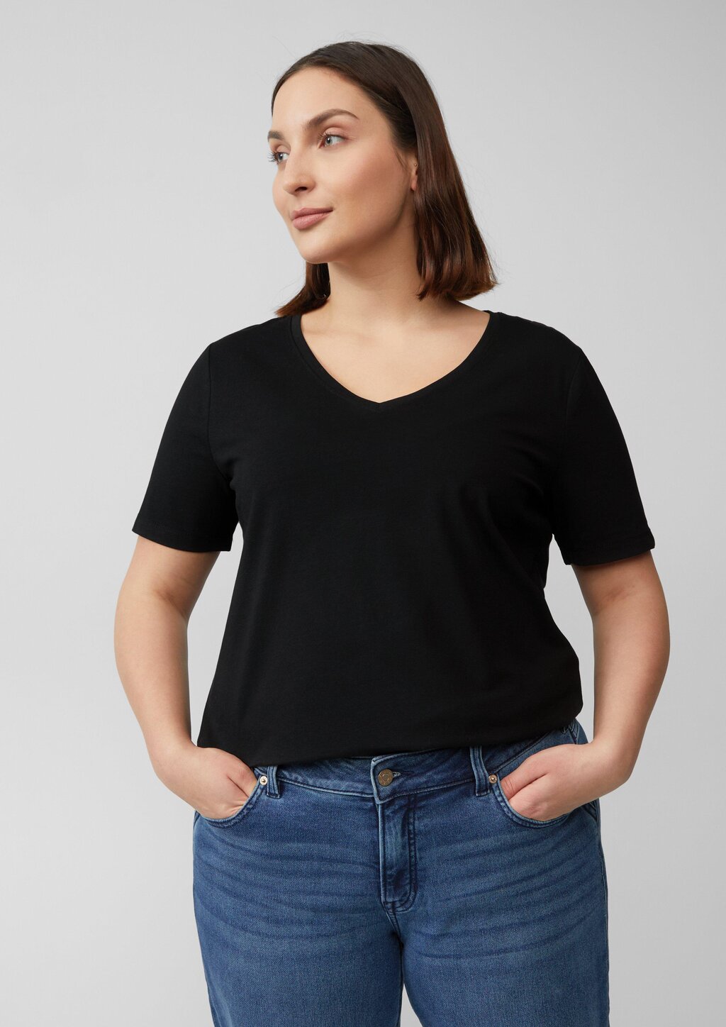 T-Shirt mit V-Ausschnitt