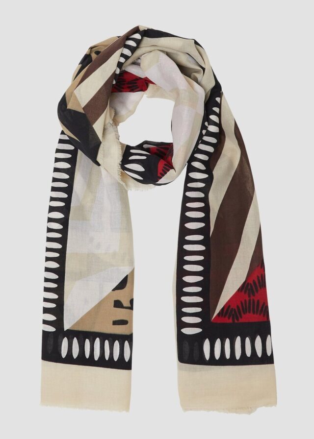 Tuch mit All-over-Print und Fransen