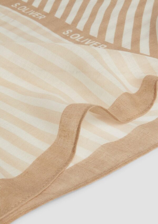 Lässiger Loop-Schal mit All-over-Print