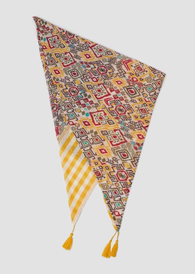 Dreieckstuch mit All-over-Print und Quasten