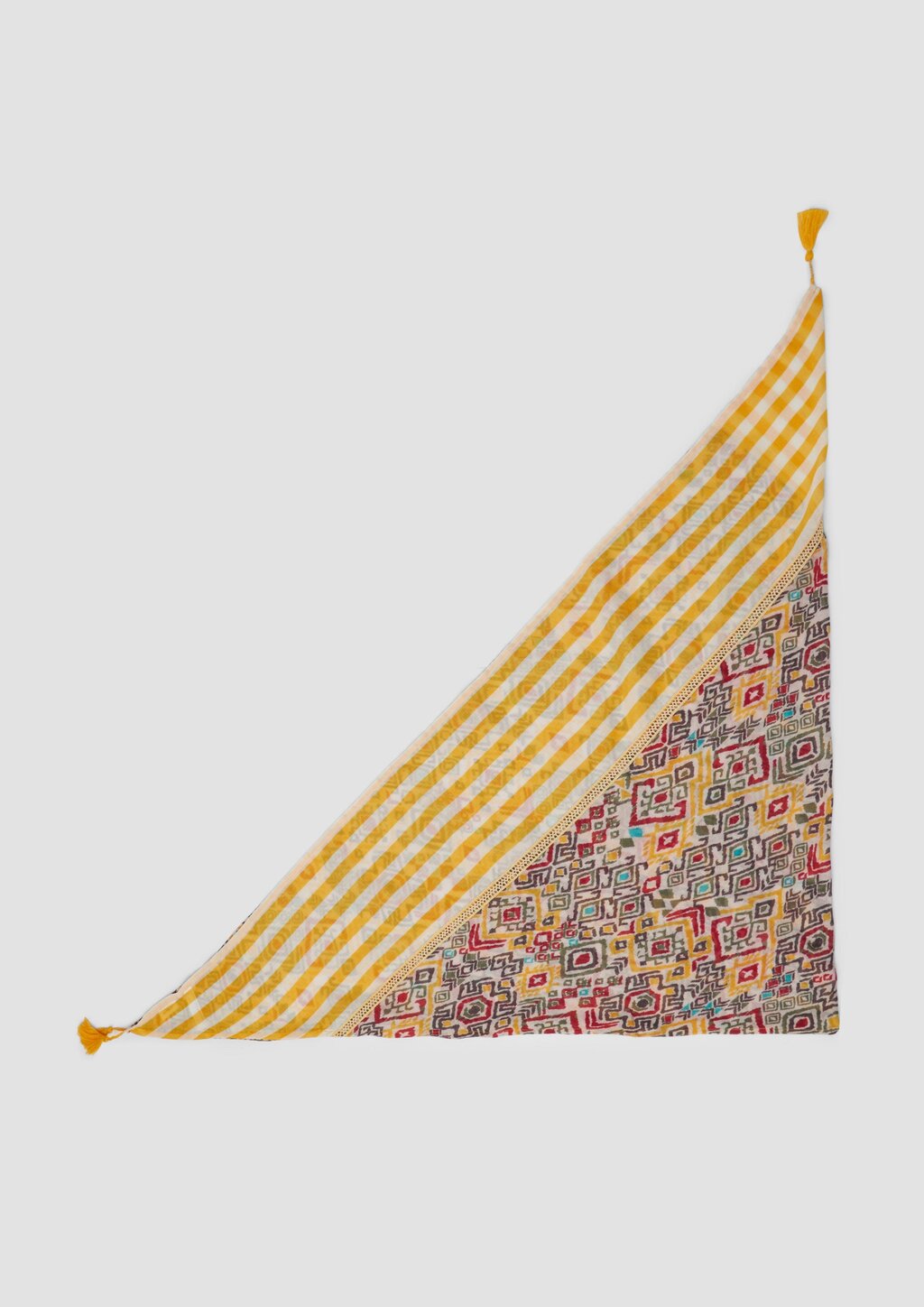 Dreieckstuch mit All-over-Print und Quasten