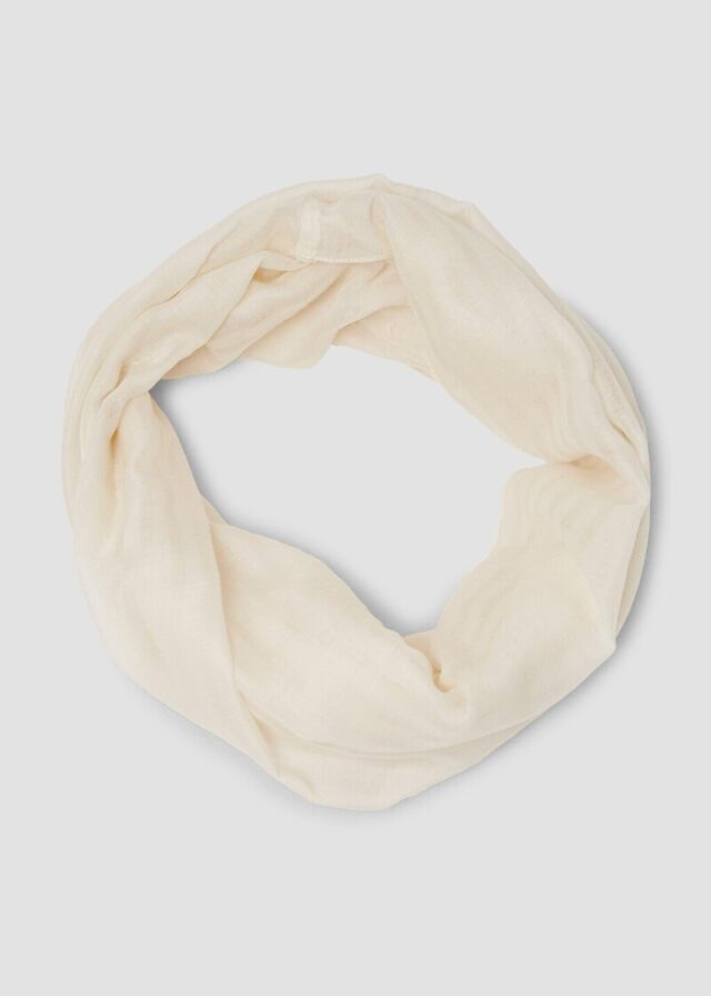 Unifarbener Loop-Schal