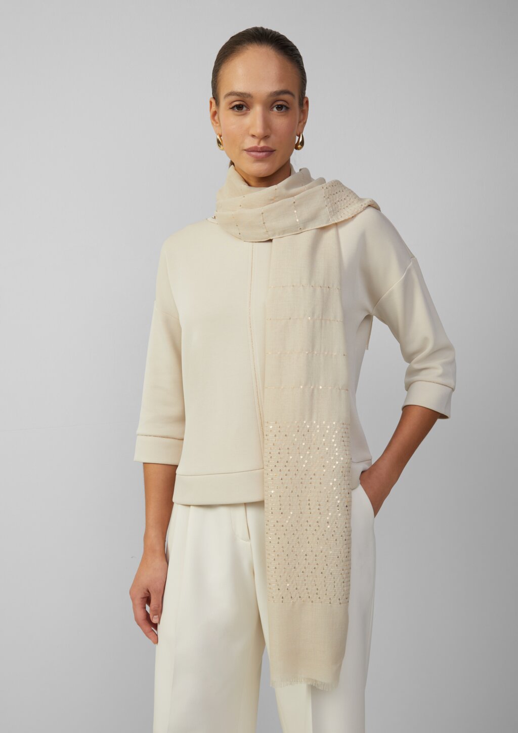 Festiver Schal mit Pailletten