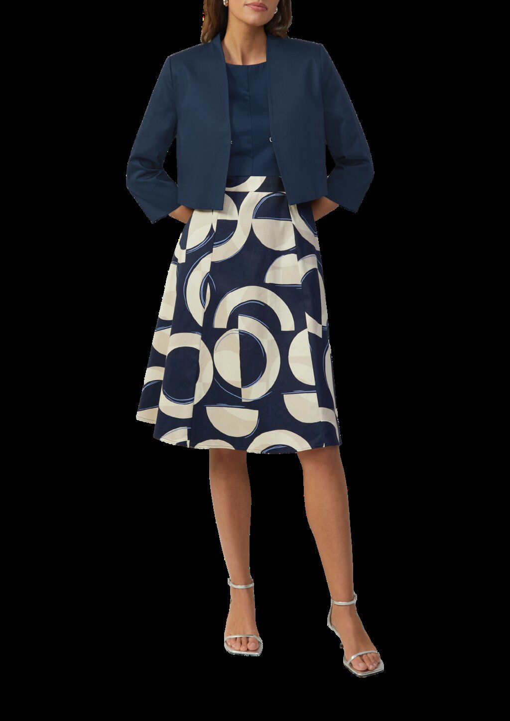 Verkürzter Blazer mit 3/4-Ärmeln