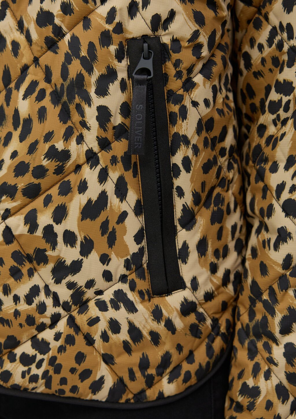 Jacke mit Rautensteppung