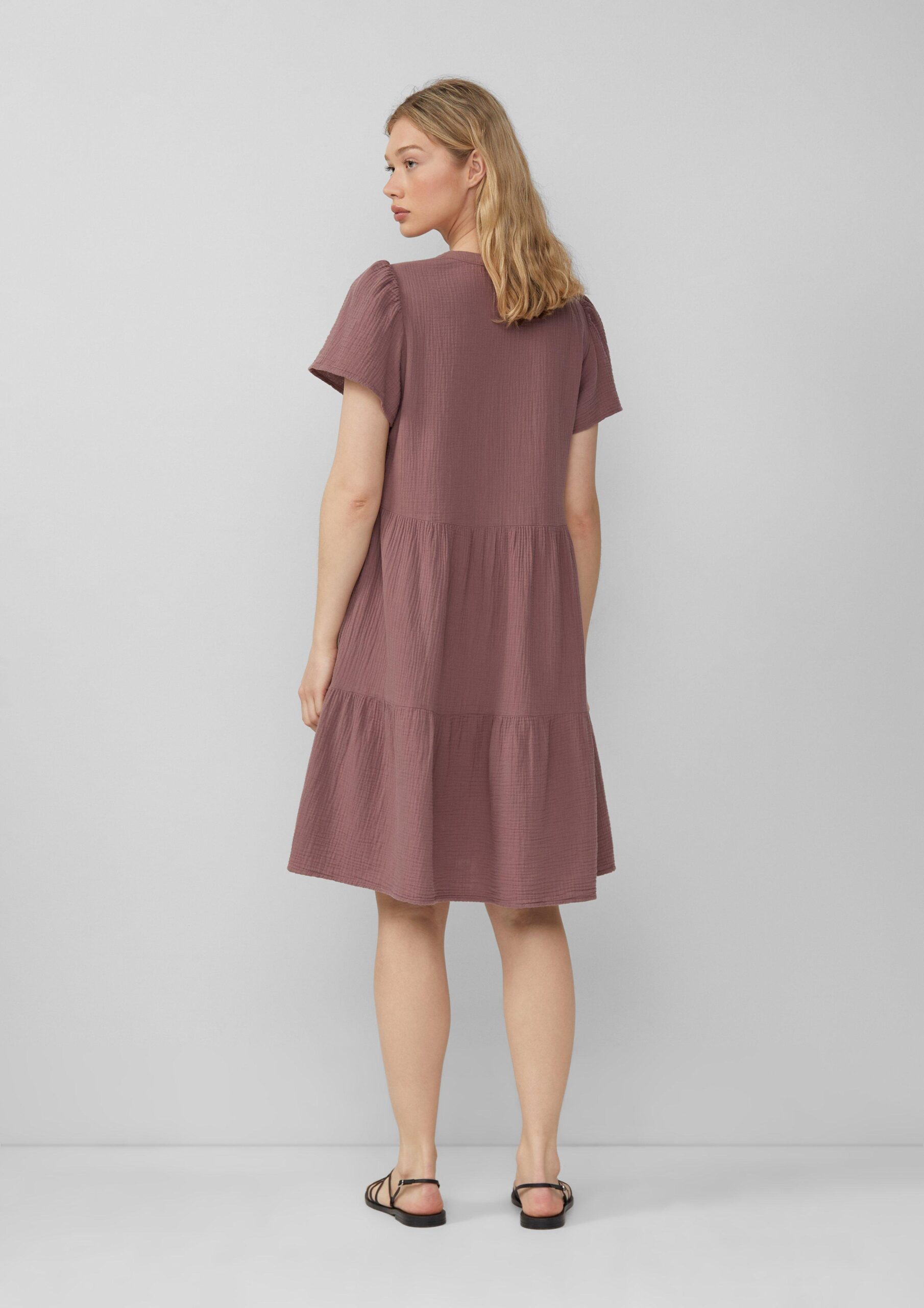 Volantkleid aus Musselin