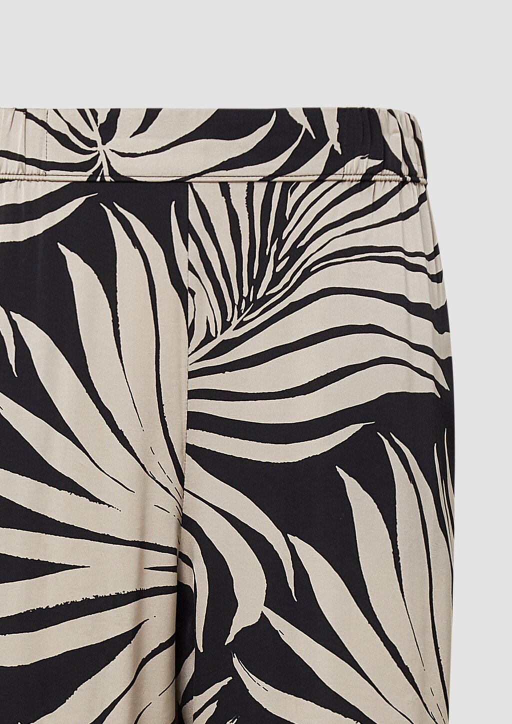 Fließende Wide-Leg-Hose aus Satin