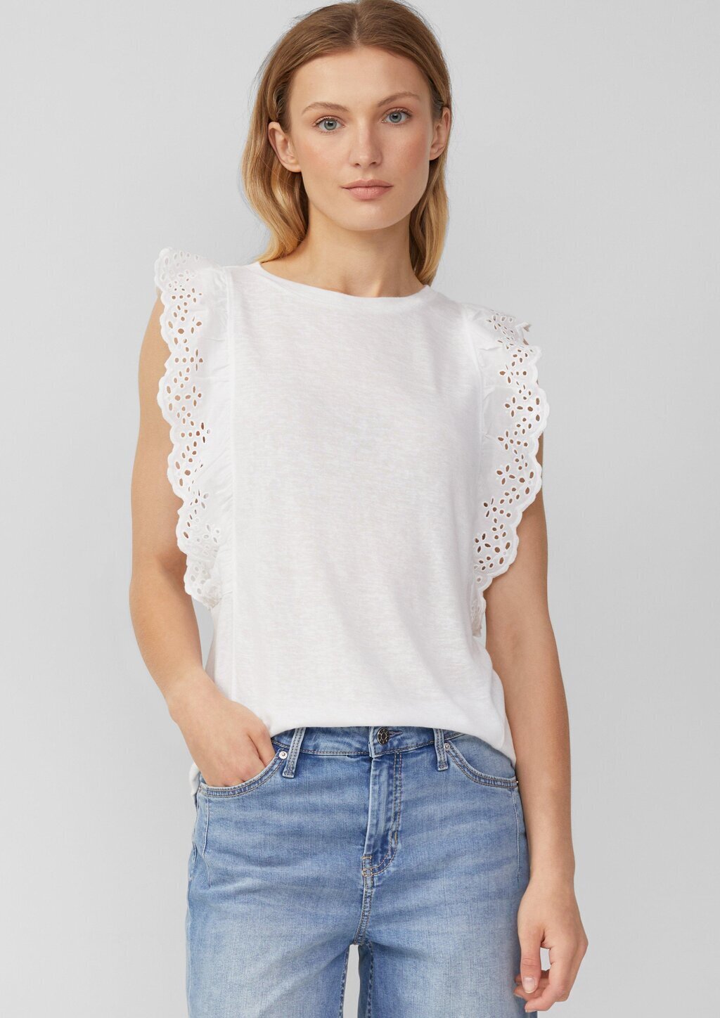 Jersey-Top aus Flammgarn mit Lochstickerei