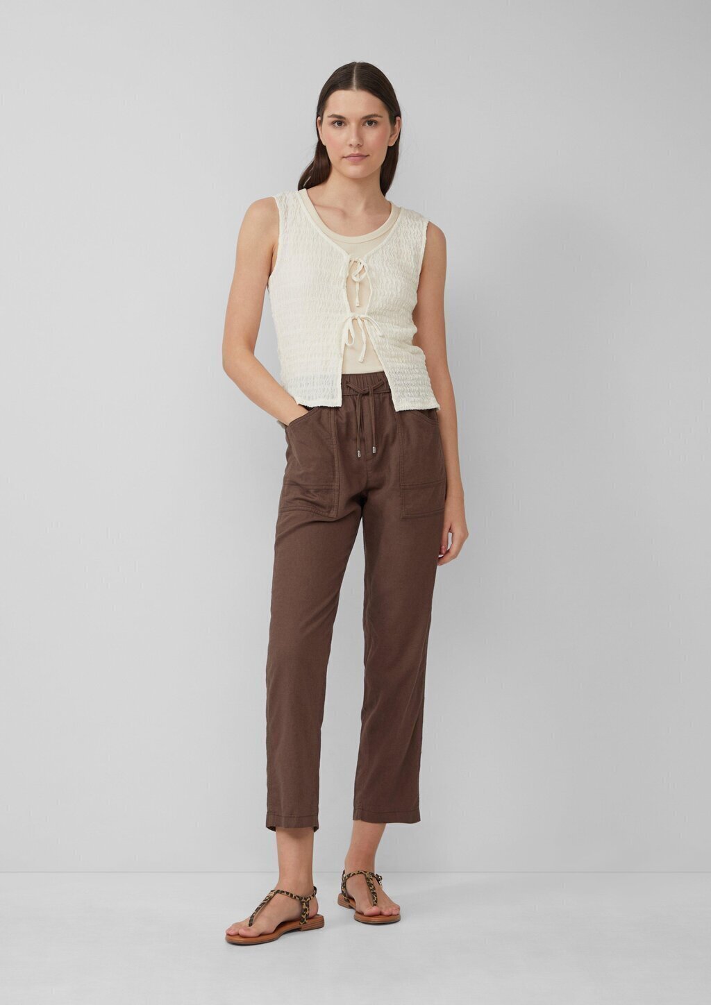 Strukturierte Slim-Fit-Weste aus Baumwollmix