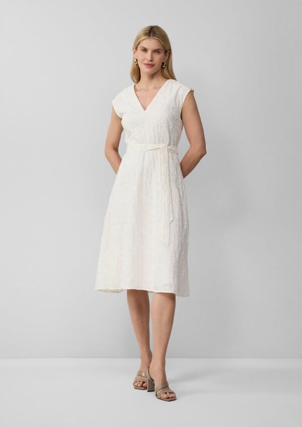 Baumwollkleid mit Stickereien und V-Ausschnitt
