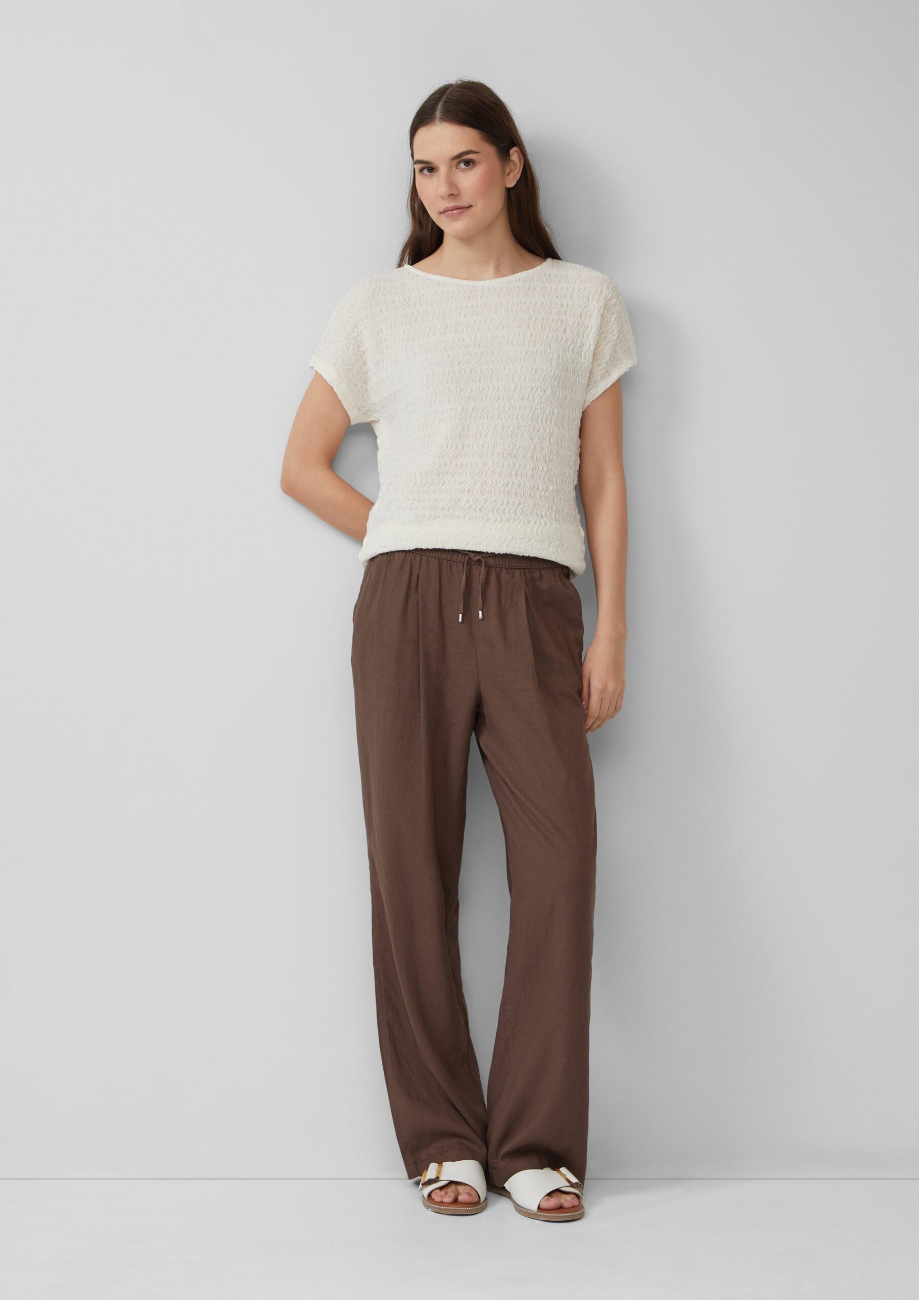 Strukturiertes T-Shirt aus Baumwollmix im Relaxed Fit